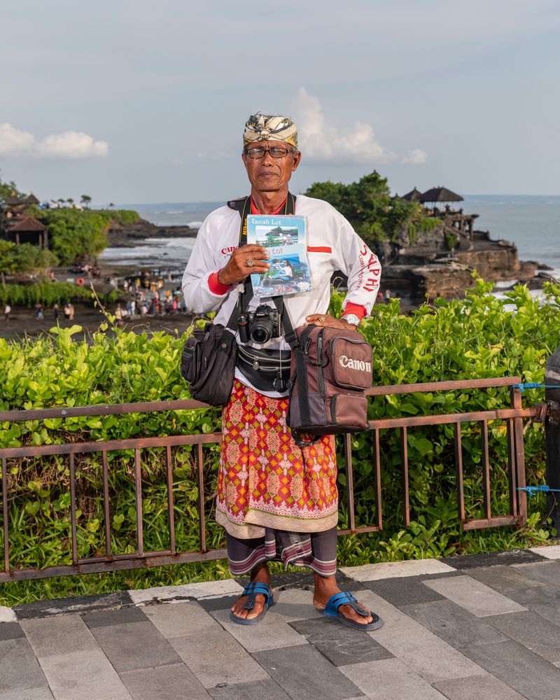 © Nyimas Laula - Image from the Workers of The Paradise photography project