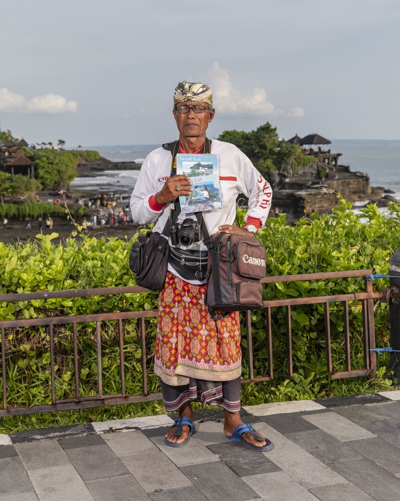 © Nyimas Laula - Image from the Workers of The Paradise photography project