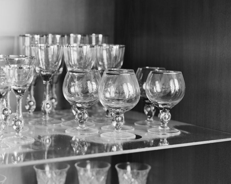 © Dominika Jackuliakova - Golden Zuzana glass set in blue. Lučenec, 2021