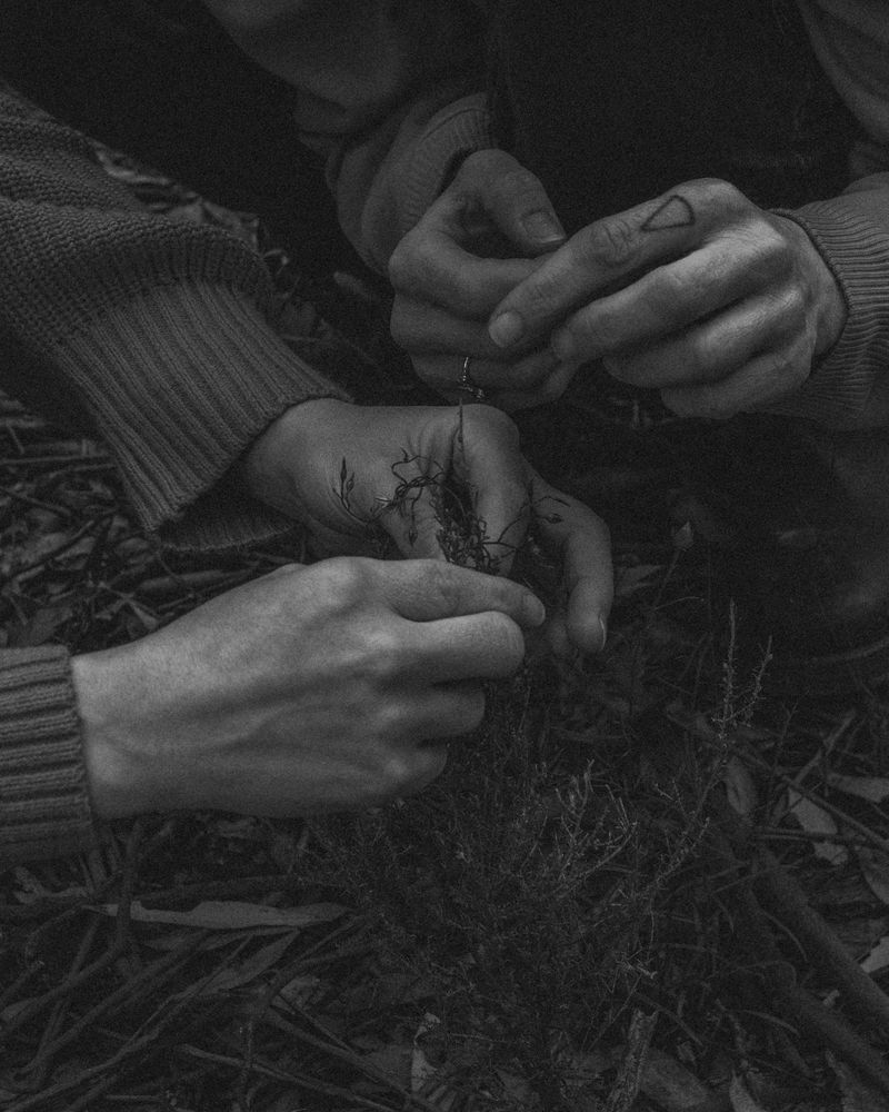 © Angus Scott - Image from the Teetering like a September myth photography project