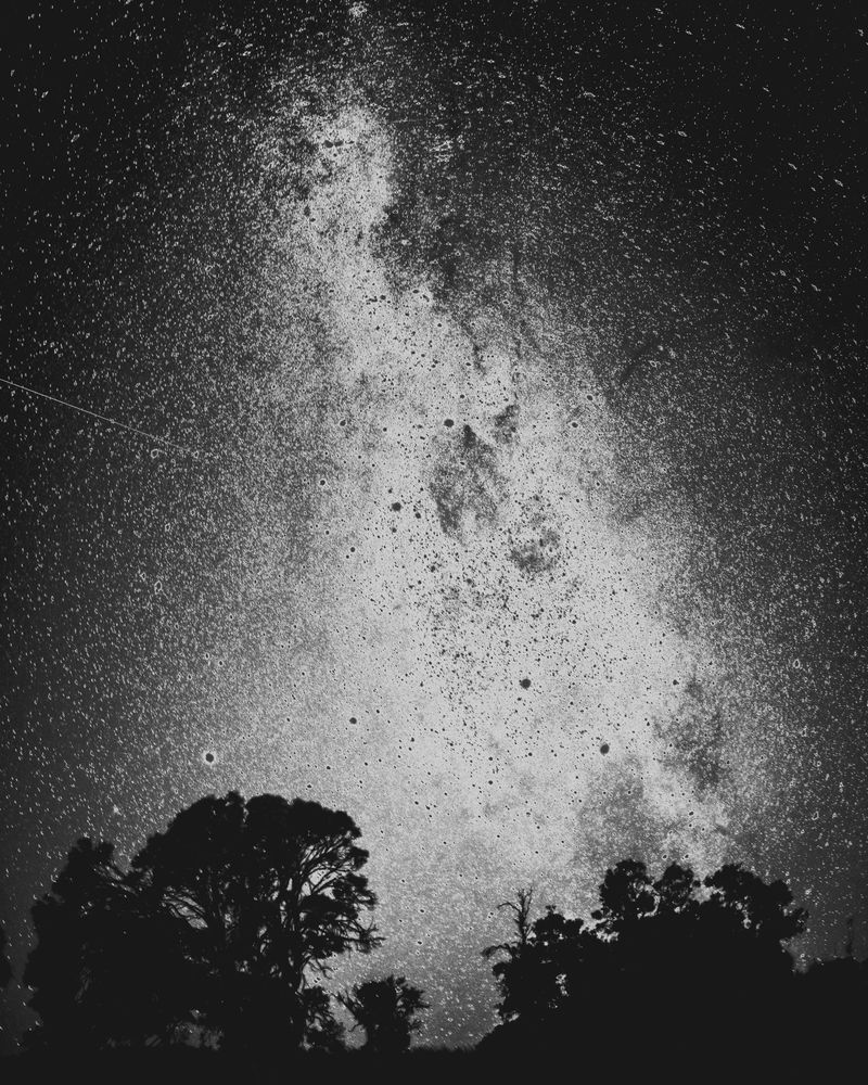 © Angus Scott - Image from the Teetering like a September myth photography project