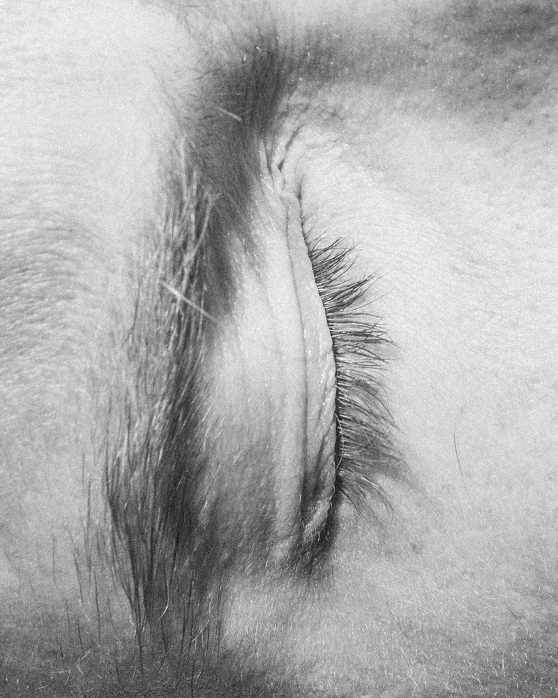 © Angus Scott - Image from the Teetering like a September myth photography project