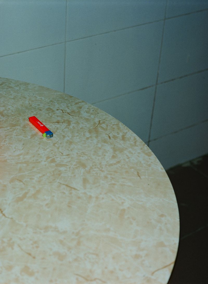 © Jolie Zhilei Zhou - Image from the Imitation of Life photography project