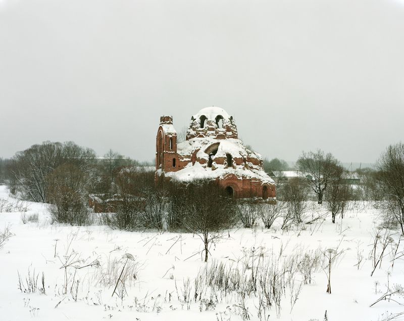 © Petr Antonov - Church of the Intercession of Our Lady in Kosmachevo. The church was built in 1906, closed in the 1940s or 1960s.