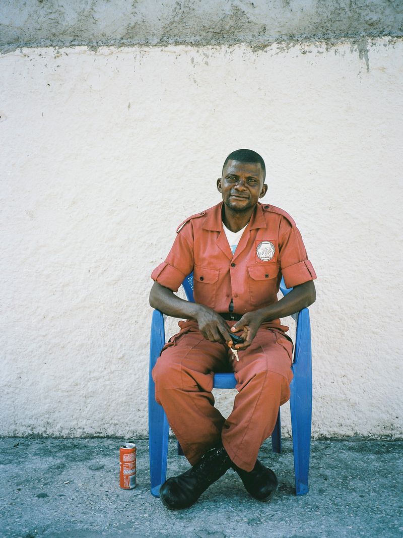 © Daniel Seiffert - Image from the Guardas da Miramar photography project