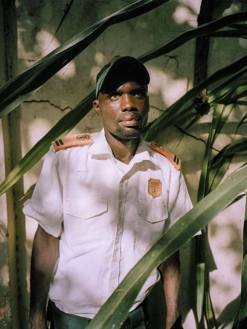 © Daniel Seiffert - Image from the Guardas de Miramar / Guards of Miramar photography project