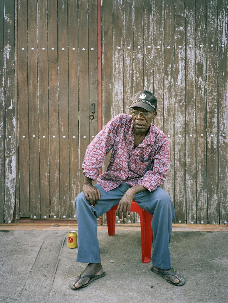 © Daniel Seiffert - Image from the Guardas de Miramar / Guards of Miramar photography project