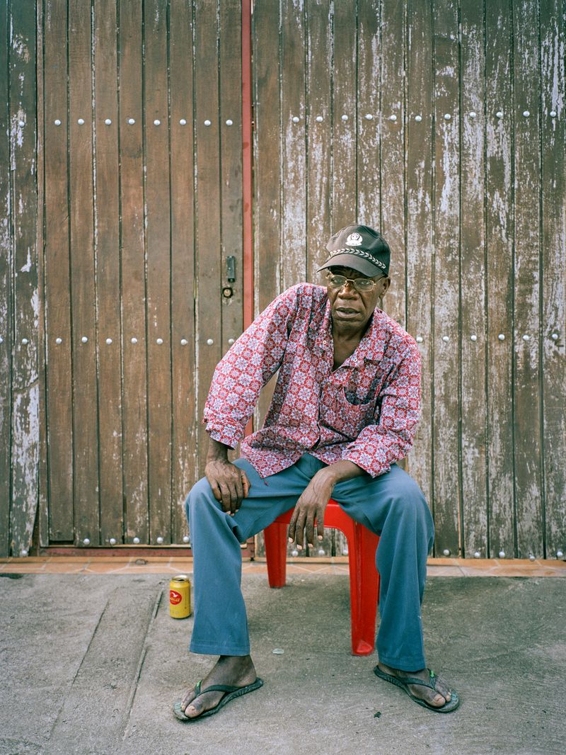 © Daniel Seiffert - Image from the Guardas de Miramar / Guards of Miramar photography project