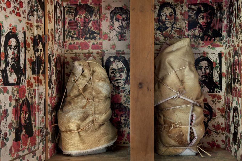 © Muriel Hasbun - Image from the si je meurs / if I die photography project