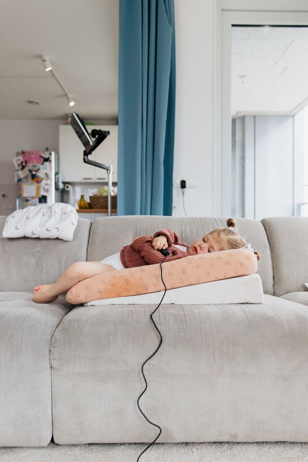 © Madeline Swainhart - Image from the Caring for Zora: a lesson on how to Play photography project