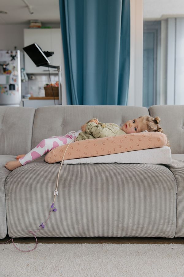 © Madeline Swainhart - Image from the Caring for Zora photography project