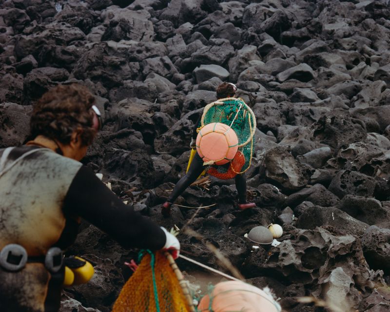 © Youn Jung Kim - Image from the Jeju Haenyeo photography project
