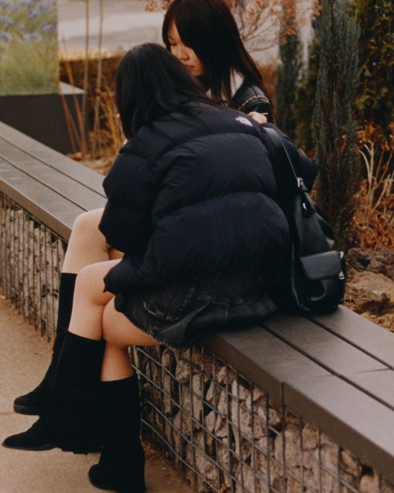 © Youn Jung Kim - Image from the Honey, I am not used to this real love photography project