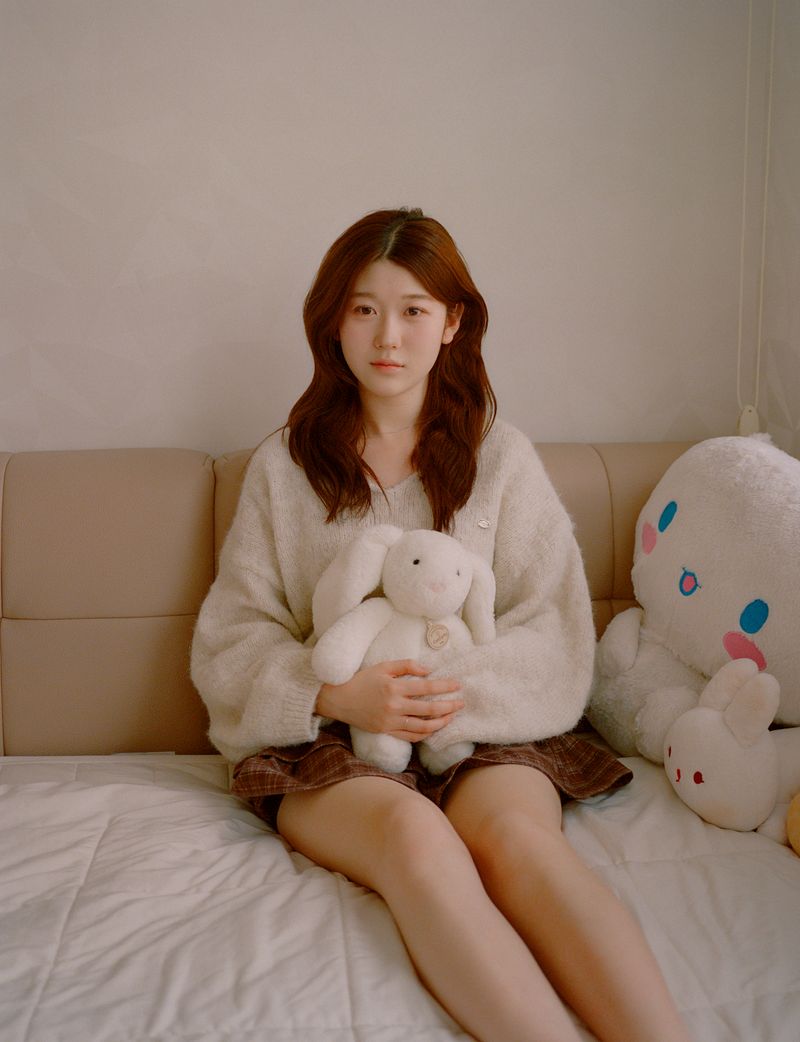 © Youn Jung Kim - Image from the Honey, I am not used to this real love photography project