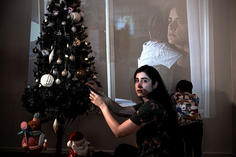 © Ali Mozaffari - Image from the Between two worlds photography project