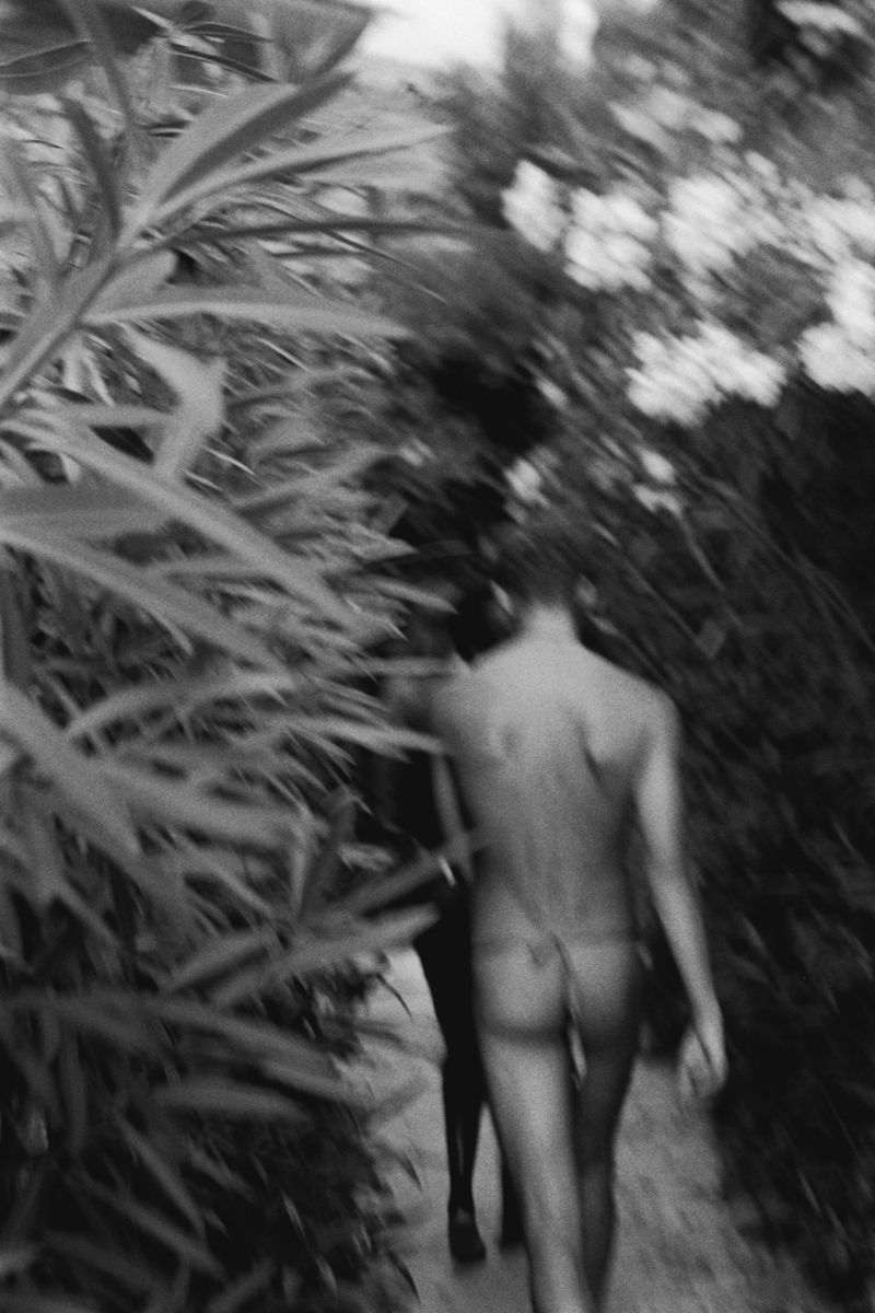 © Marie Capesius - Image from the HELIOPOLIS - under the blue shadow of the sun photography project