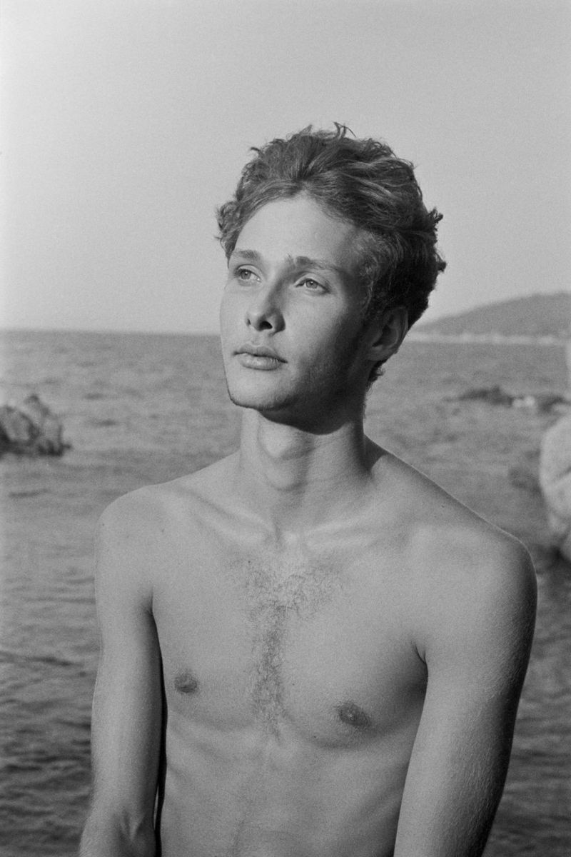© Marie Capesius - Image from the HELIOPOLIS - under the blue shadow of the sun photography project