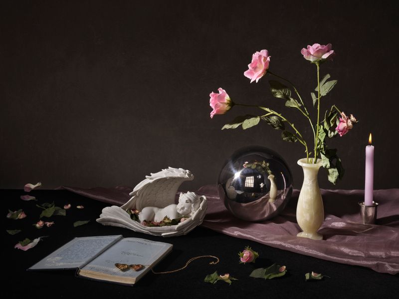 © Jan Banning - The Verdict: The Christina Boyer Case. Christina's altar for Amber (Interpretation by Banning)