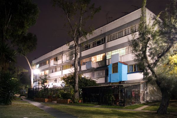 © Onnis Luque - Image from the USF/DF The Secret life of Santa Fe Housing Unit photography project