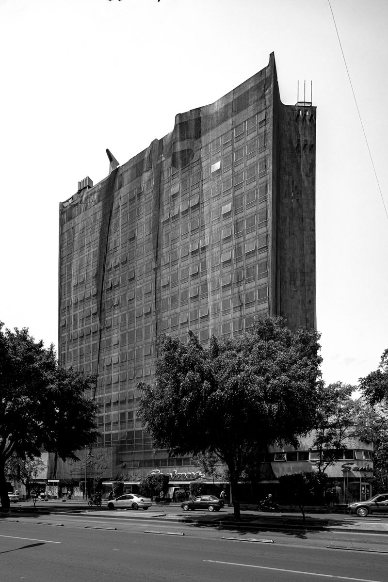 © Onnis Luque - Image from the UNDERCOVER photography project