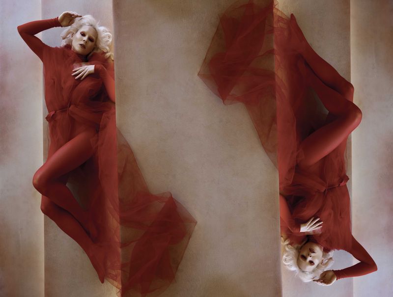 © Denisa Berglova (Bergl) - Image from the Hidden in blooms photography project