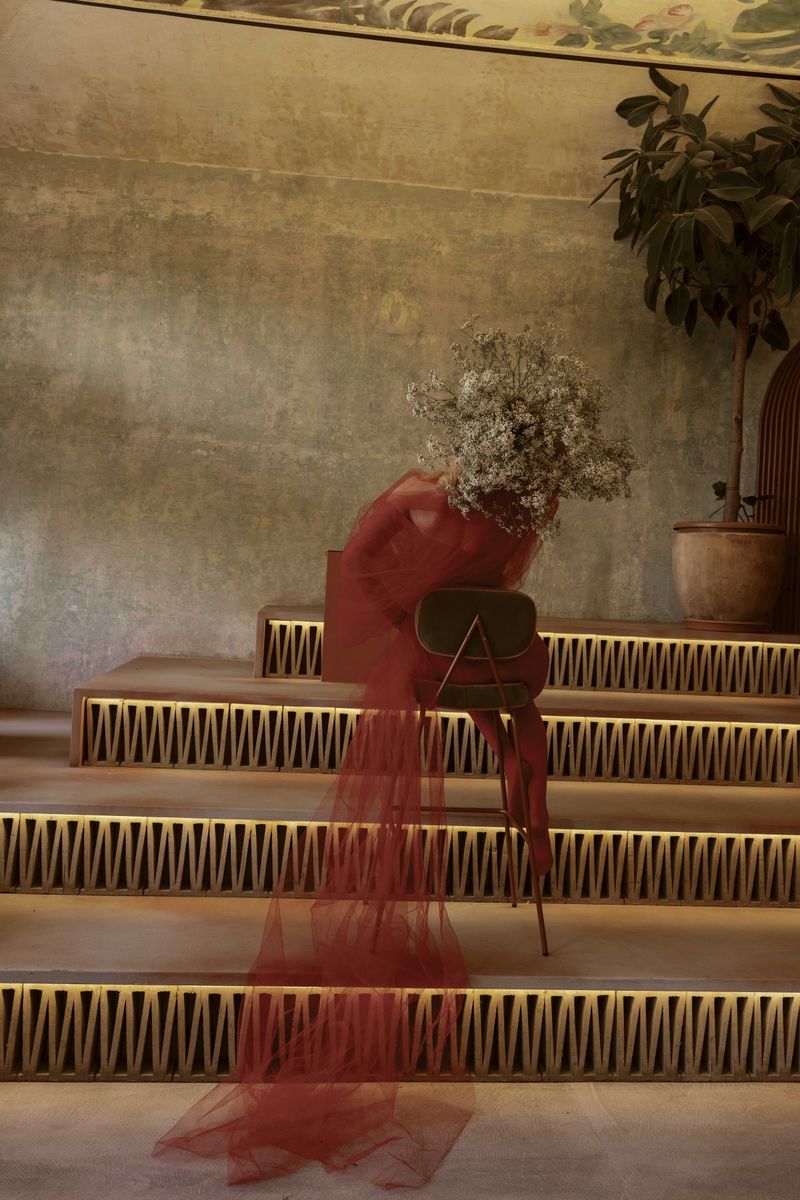 © Denisa Berglova (Bergl) - Image from the Hidden in blooms photography project