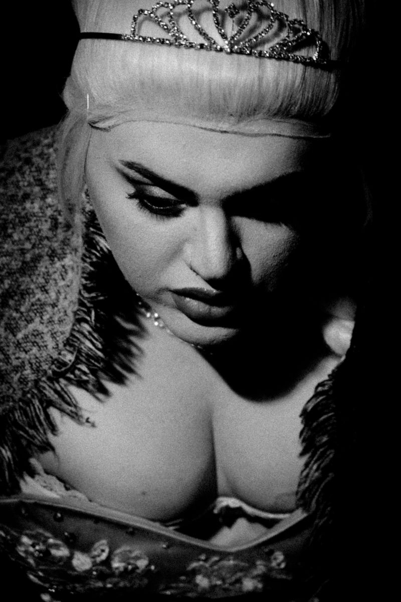 © Sina Muehlbauer - Image from the Unmasking photography project