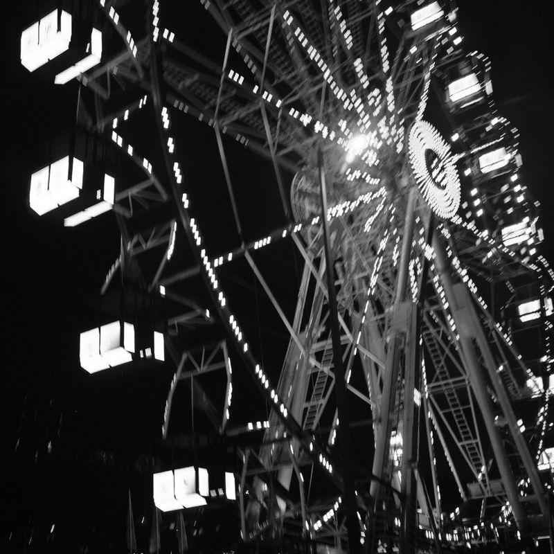 © Tobias Klaus - Image from the Urban Encounters in Transience photography project