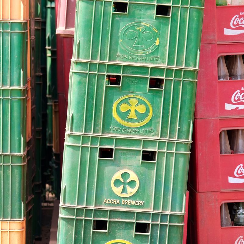 © Tobias Klaus - Image from the Composition in Red, Yellow, and Commerce photography project