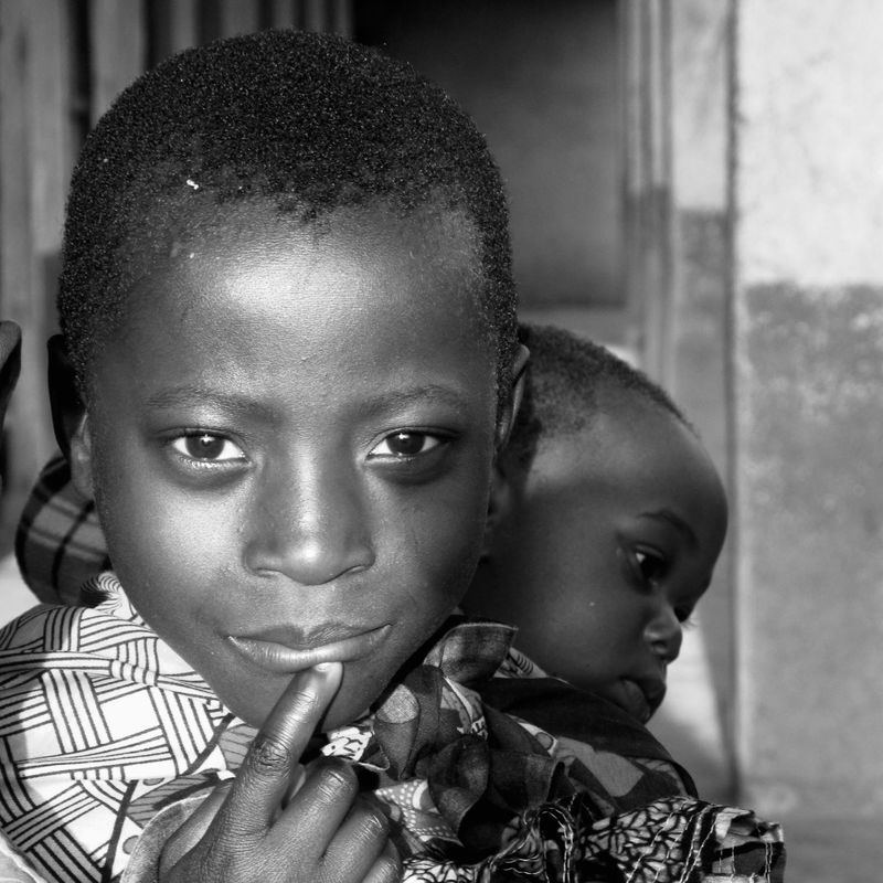 © Tobias Klaus - Sisters, Mbeya Region, Tanzania, 2018.
