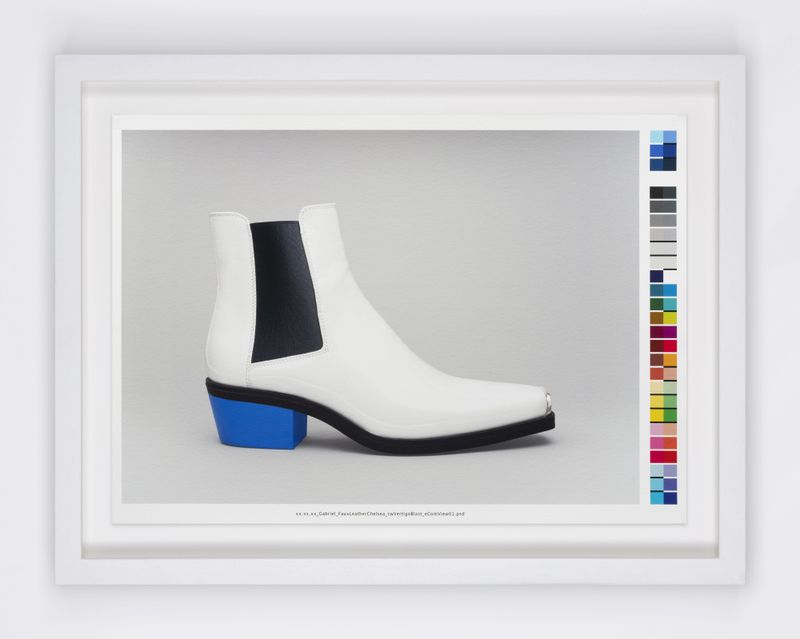 © Elliott Mickleburgh - Image from the XX.XX.XX photography project