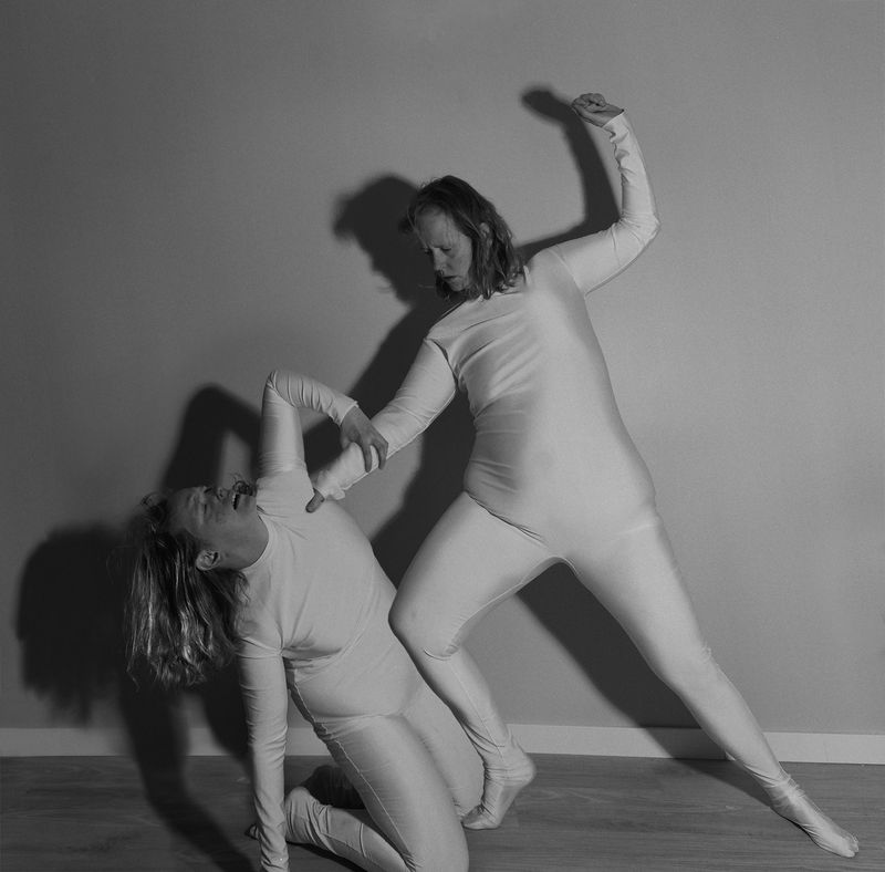 © Clare Bottomley - Achilles and Penthesilea, 2022 100x100cm C-type print.