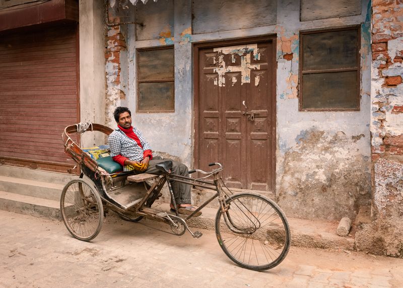 © Tira Khan - Red Sweater and Rickshaw