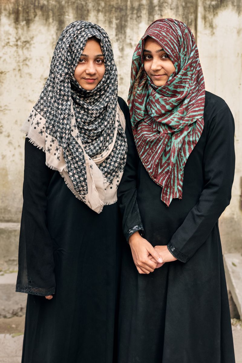 © Tira Khan - Neighborhood Stroll