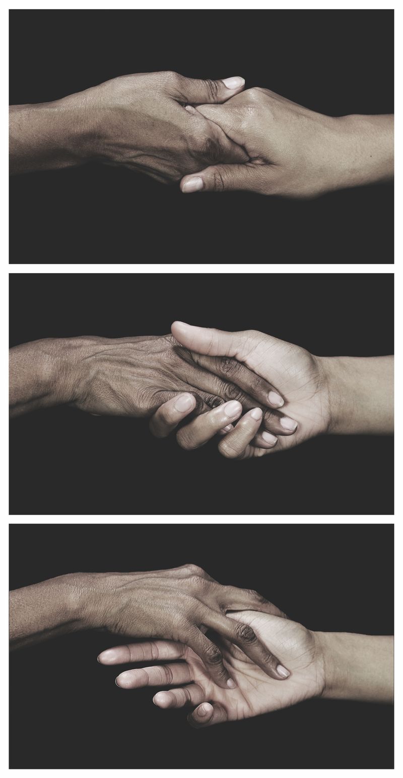 © Laura Gibson - Hand Conversations 2020 Photo