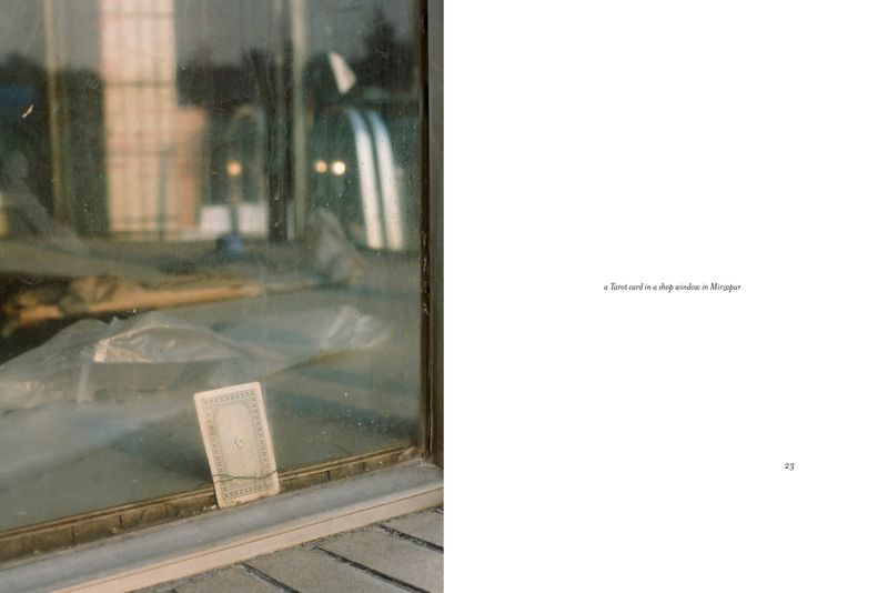 © Sheung Yiu - a Tarot card in a shopwindow in Mirzapur