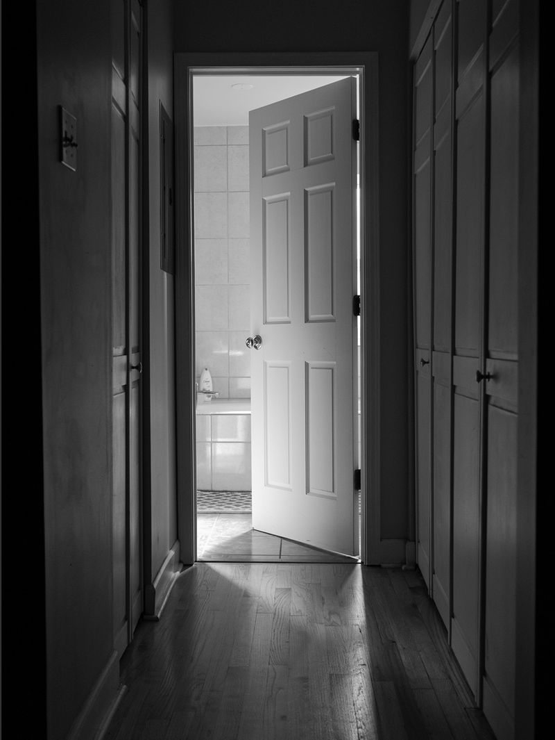 © Stephanie Schwiederek - Image from the I'll See You in the Morning photography project