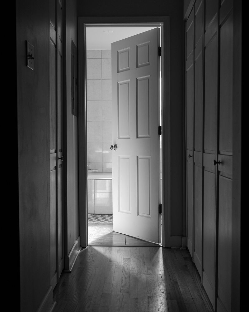 © Stephanie Schwiederek - Image from the I'll See You in the Morning photography project