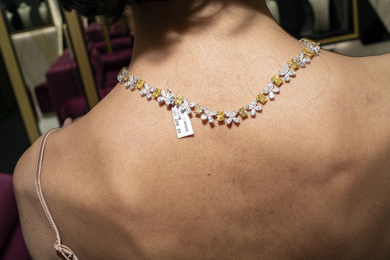© Angela Cappetta - Image from the 47th Street, the Generational Businesses of the Diamond District photography project