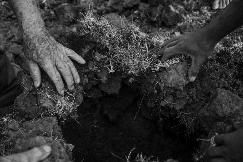 © Fernando Criollo - Image from the Summits and Ashes photography project