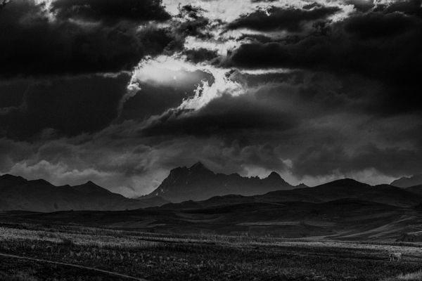 © Fernando Criollo - Image from the Summits and Ashes photography project