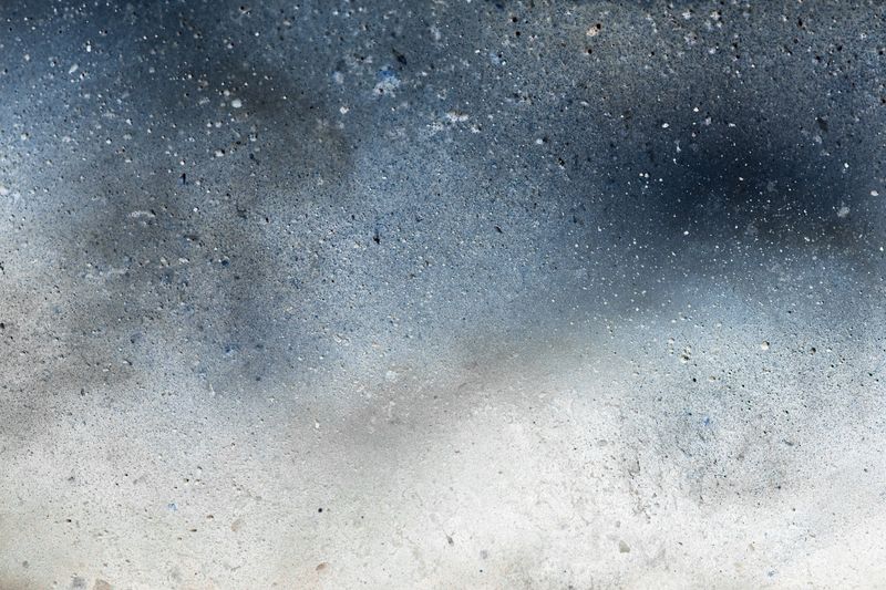 © sarah ritter - Mud, water, gold, 2022-2024