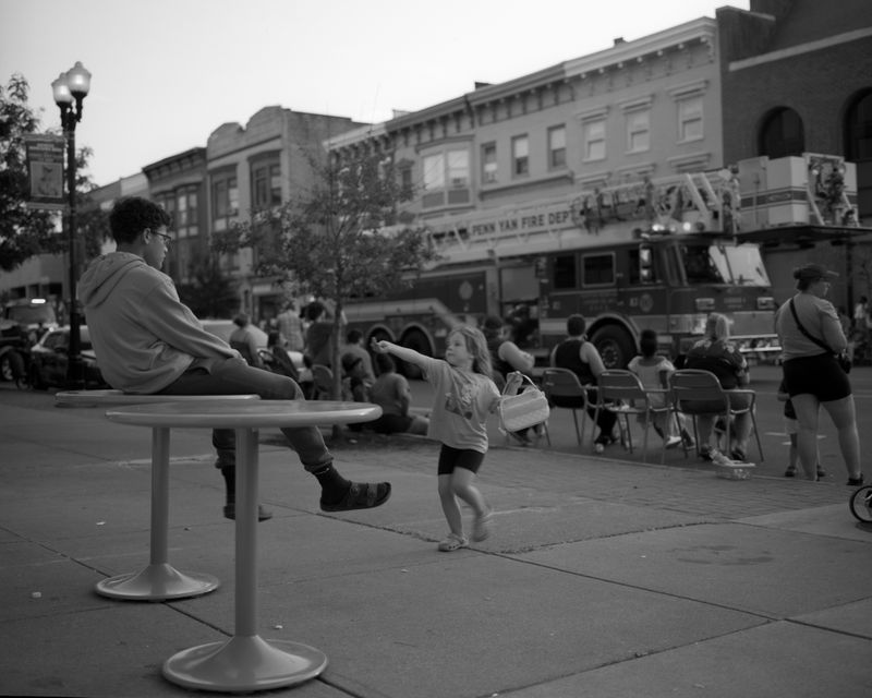© Orpheus Acosta - Image from the First Time Caller, Long Time Listener photography project