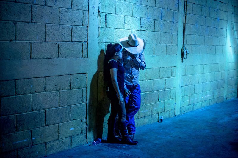 © Fred Ramos - A couple in the border of Guatemala and Mexico in June 2019. Fred Ramos