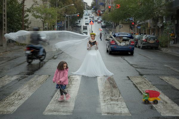 © maryam firuzi - Image from the Reaing for Tehran streets photography project