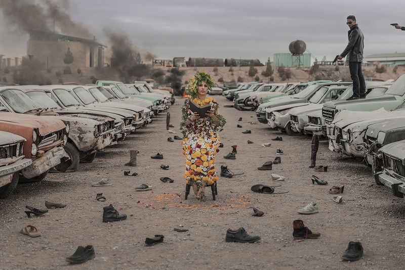 © maryam firuzi - Image from the Reaing for Tehran streets photography project