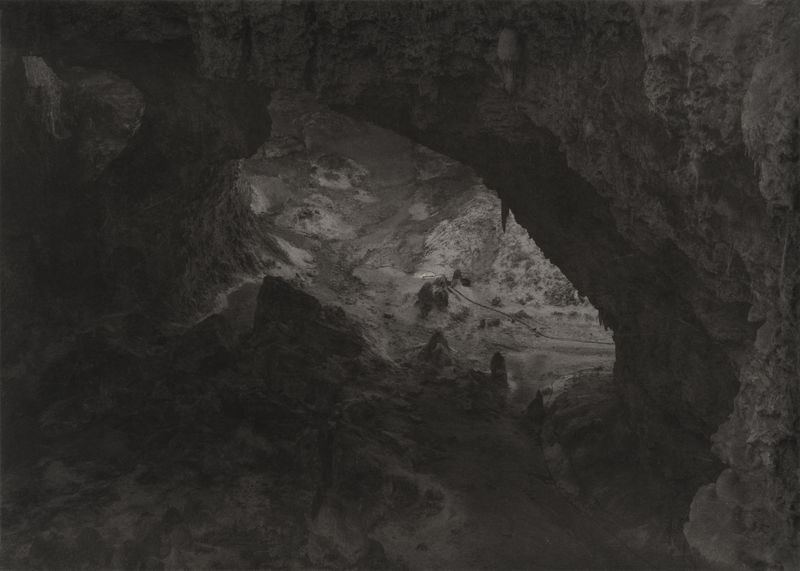 © Amélie Labourdette - Image from the Kósmos, plurality of worlds as Aby Warburguan library photography project