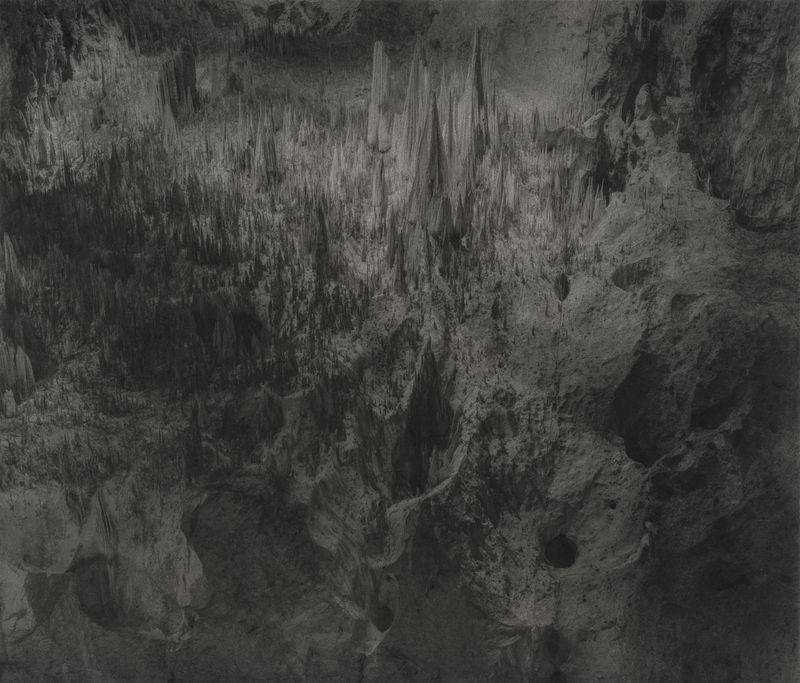 © Amélie Labourdette - Image from the Kósmos, plurality of worlds as Aby Warburguan library photography project