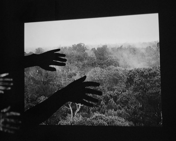 © Sophie Allerding - Image from the glowing eyes photography project