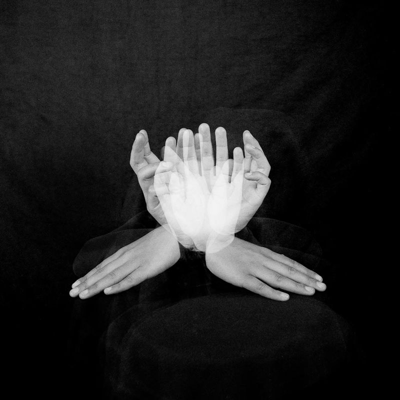 © Sophie Allerding - Image from the glowing eyes photography project